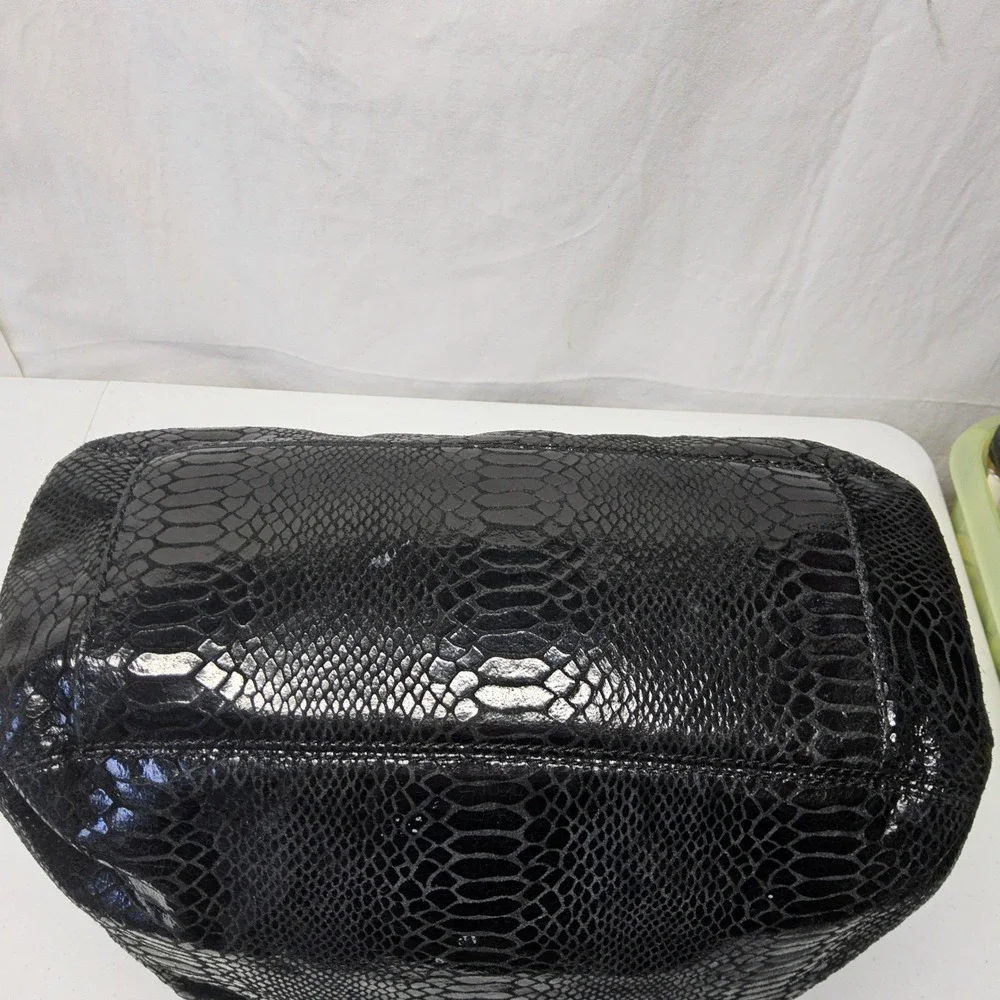 Michael Kors Fulton Shoulder Bag‎ Womens Large Black Snake Embossed Leather Gold
